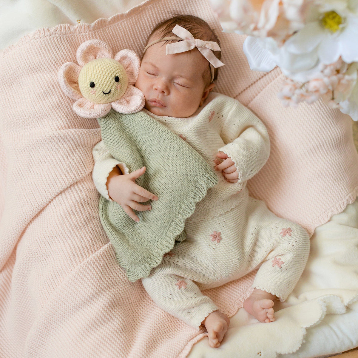 Baby Daisy Lovey (Blush) cuddle+kind Lil Tulips