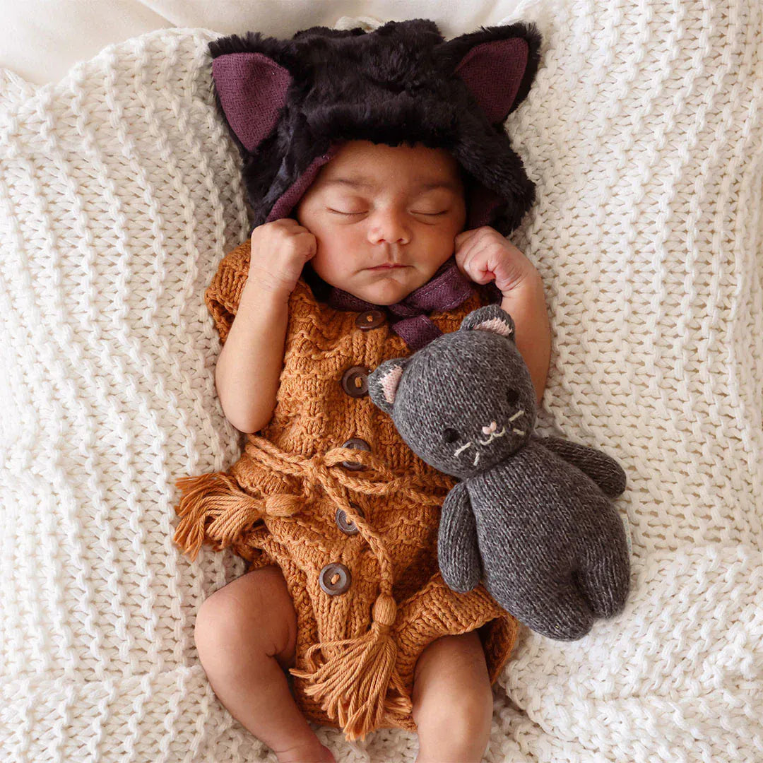 Baby Kitten (charcoal) Hand Knit cuddle+kind Lil Tulips