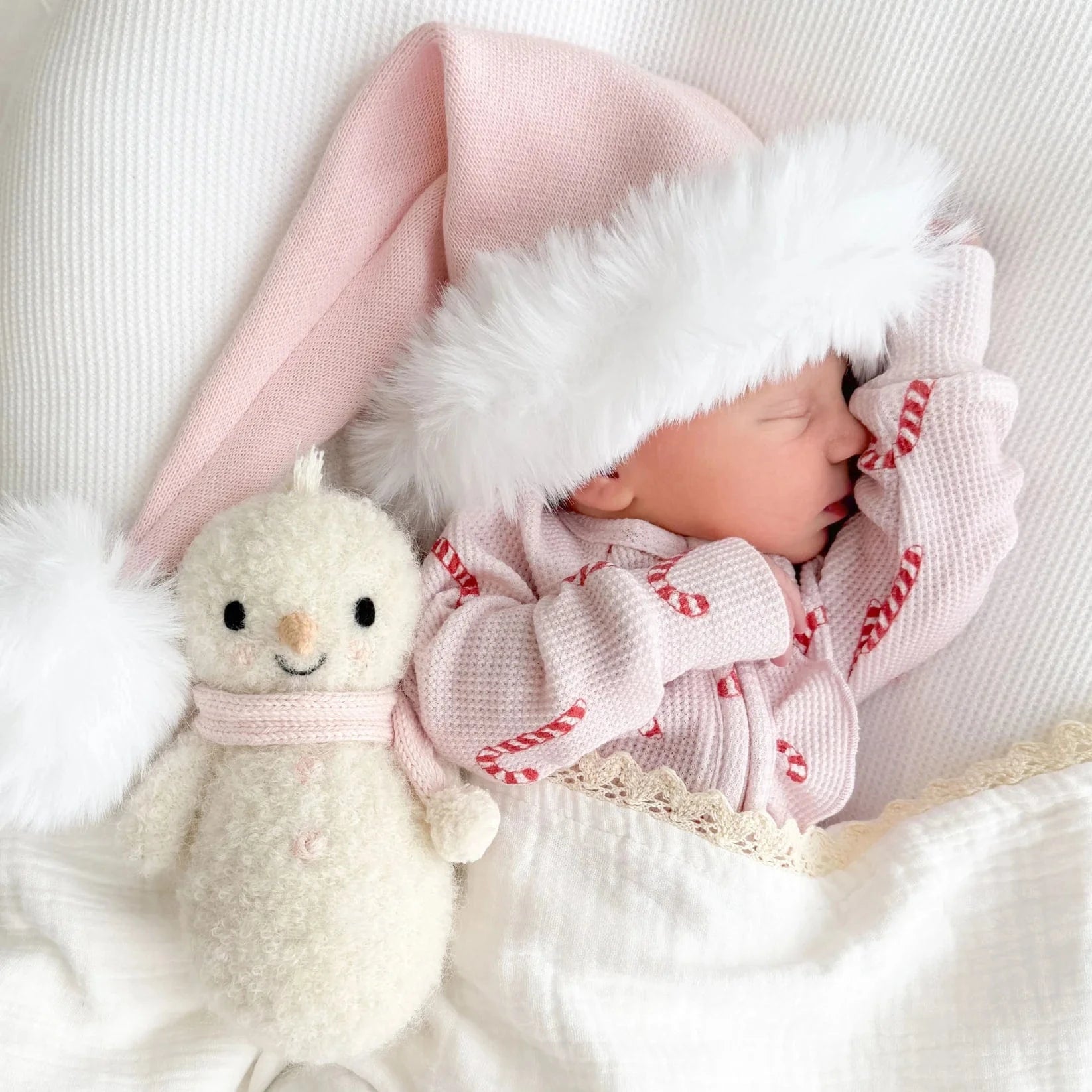 Baby Snowman Blush cuddle+kind Lil Tulips