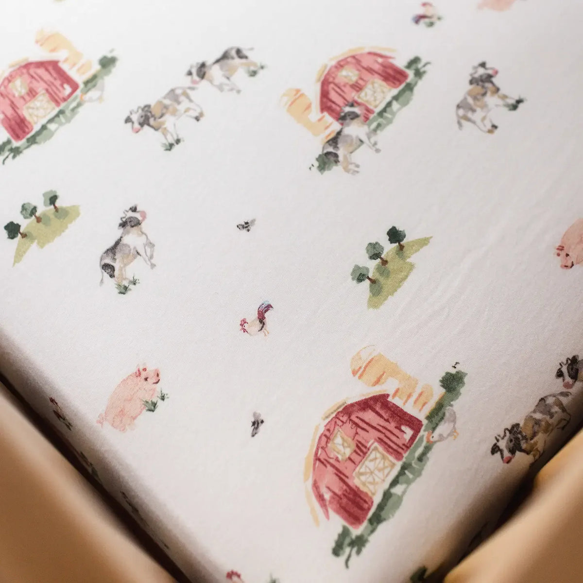 Barnyard Crib Organic Cotton BEESNUG® Crib Sheet Burt's Bees Baby Lil Tulips