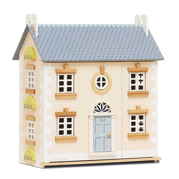 Bay Tree Wooden Dolls House — Display