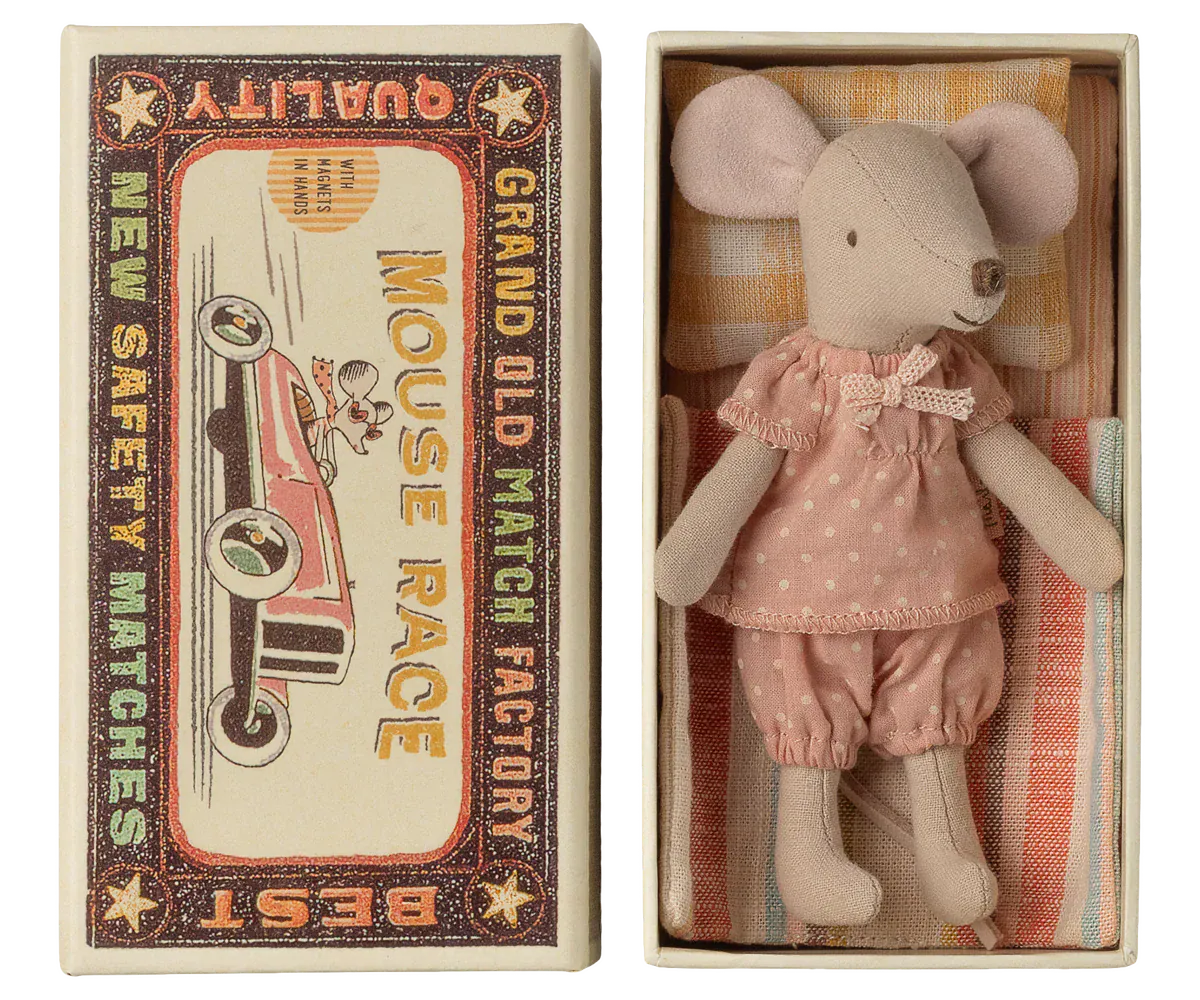 Big sister mouse in matchbox - NEW 2026 Maileg Lil Tulips