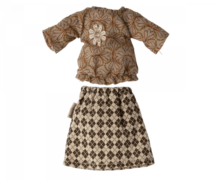 Blouse and Skirt for Grandma Mouse Maileg Lil Tulips
