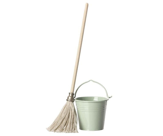 Bucket & Mop Maileg Lil Tulips