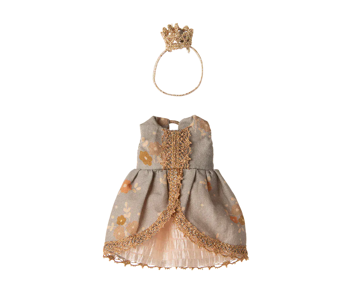 Clothes: Princess Dress, Big sister mouse Maileg Lil Tulips