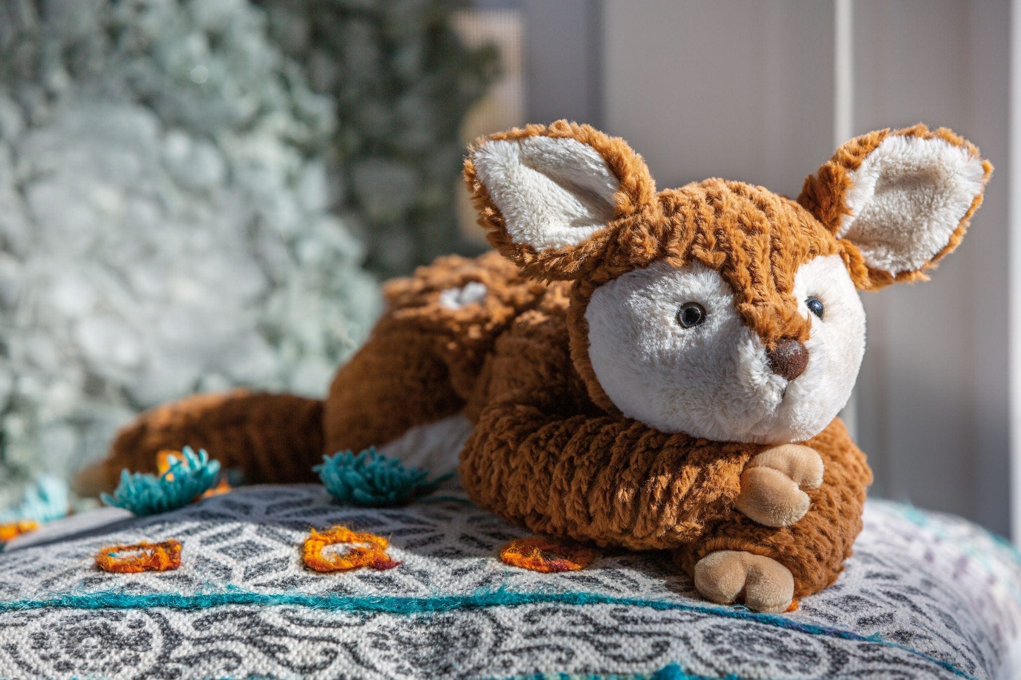 Cozy Toes Fawn – 17″ Mary Meyer Lil Tulips