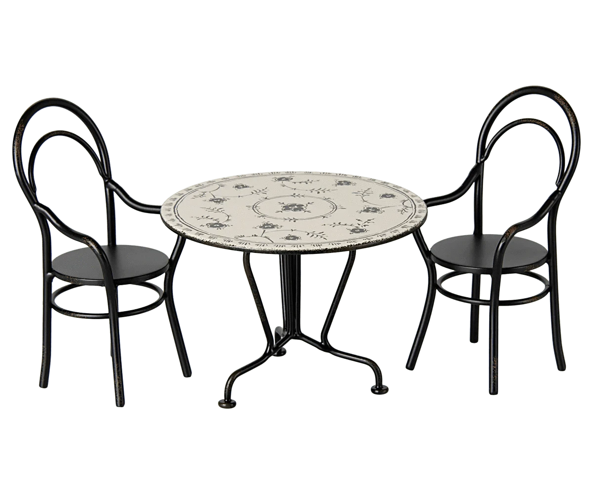 Dining table set w. 2 chairs, Miniature Maileg Lil Tulips