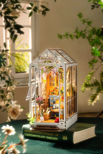 Diy Miniature House Book Nook Kit: Garden House Rolife Lil Tulips