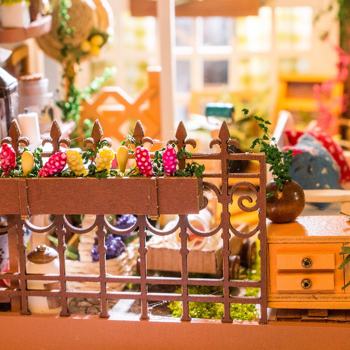 Diy Miniature House Kit: Miller's Garden Rolife Lil Tulips