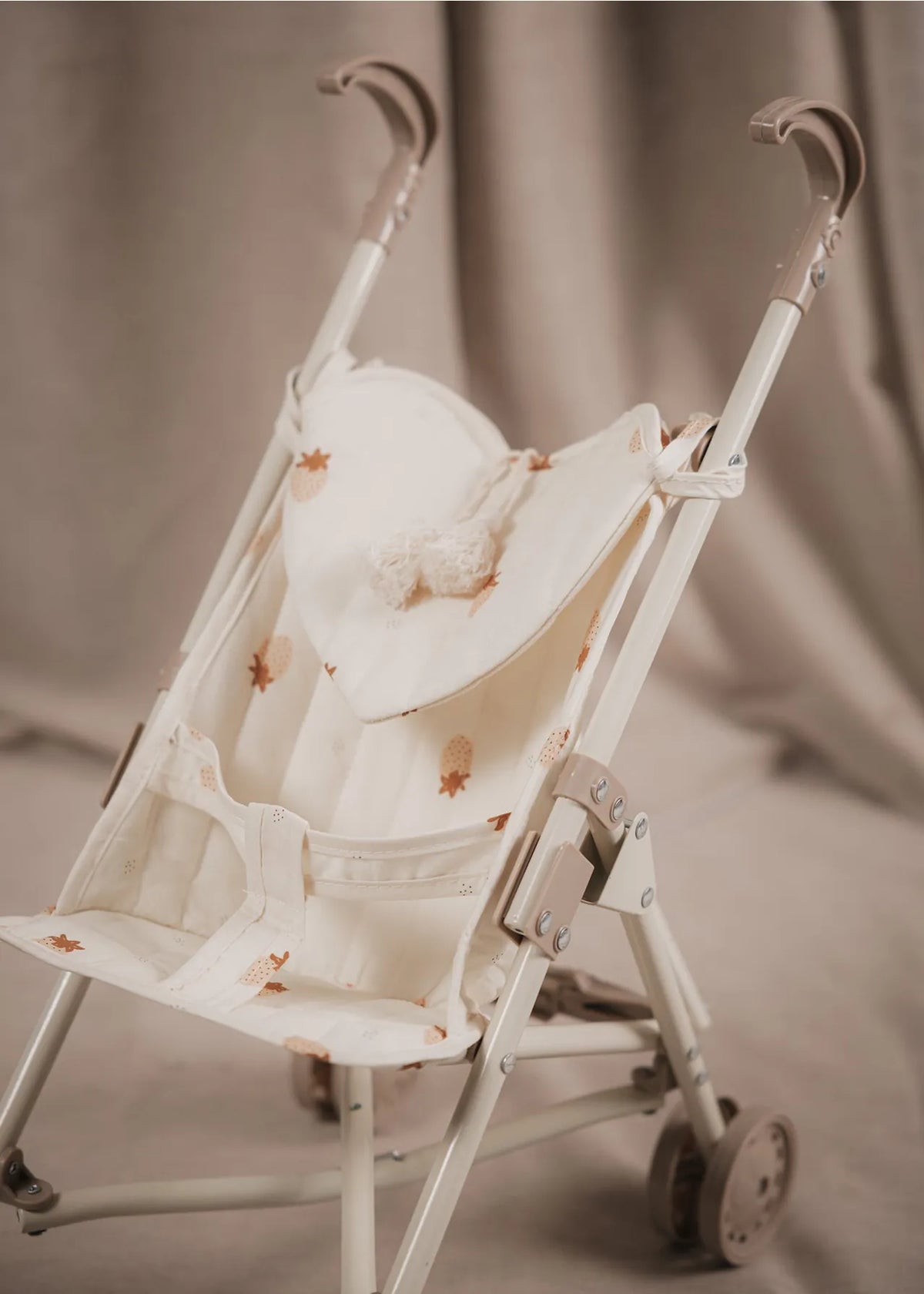 Doll Stroller - Strawberry Mood Mrs. Ertha Lil Tulips