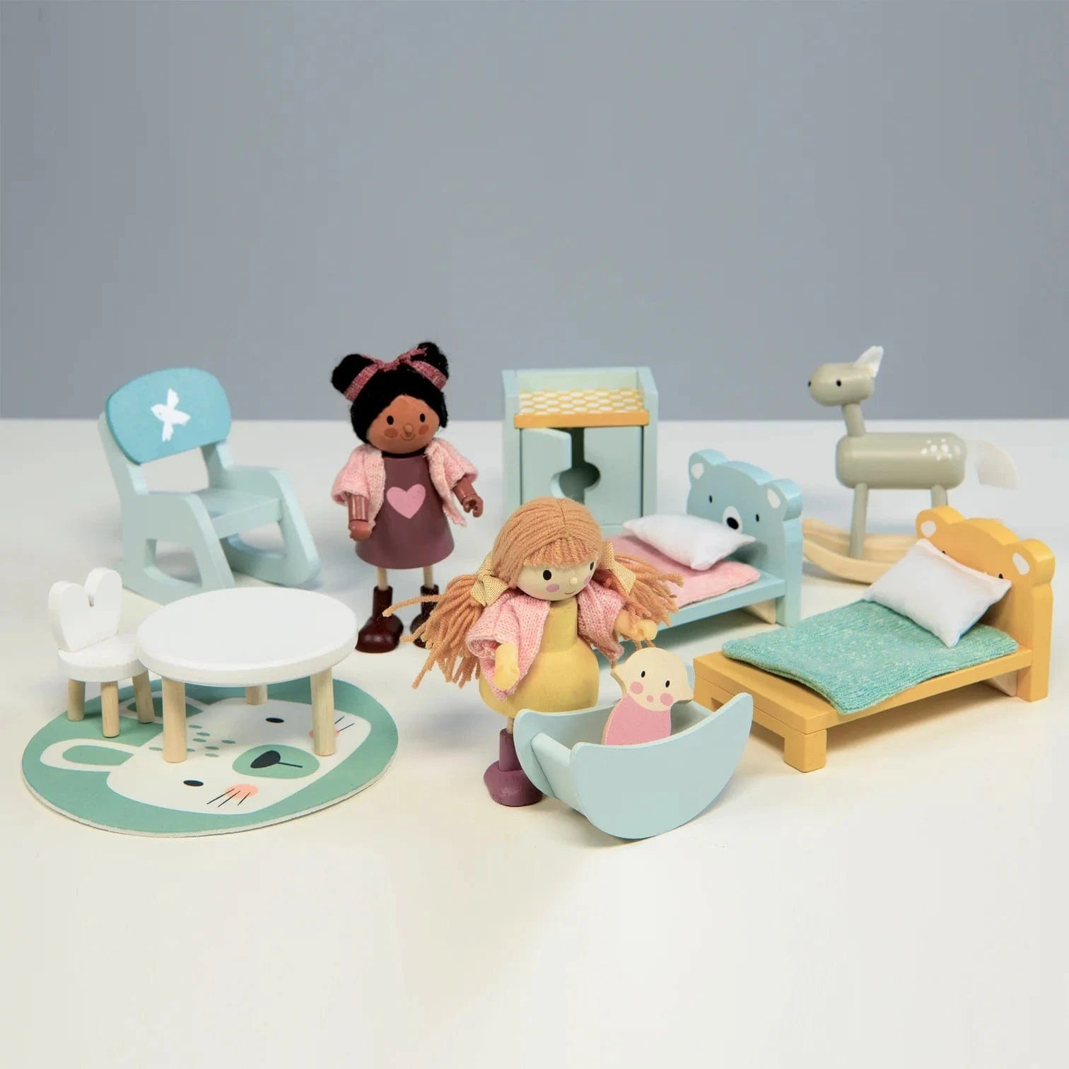 Dolls House Childrens Room Furniture Tender Leaf Lil Tulips