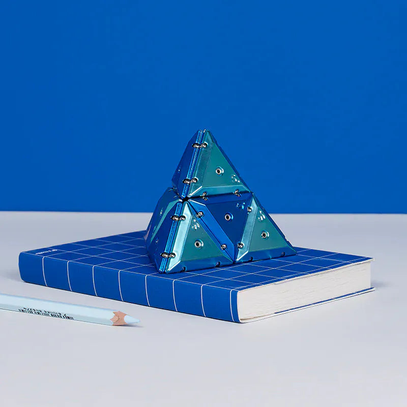 Geode Chrome Pyramid Magnetic Fidget - Blue Chrome - Cosmos Speks Lil Tulips