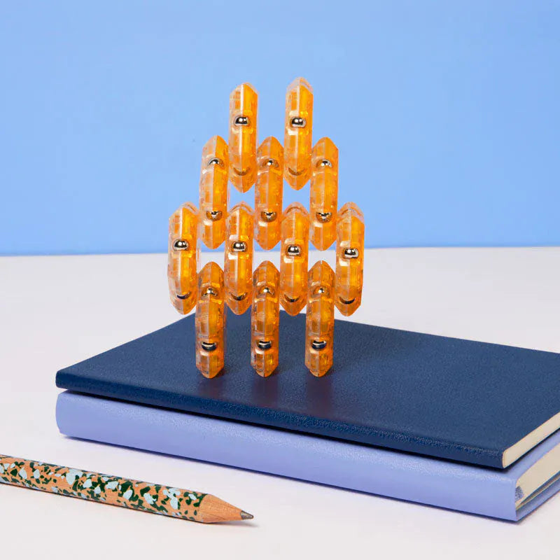 Geode Magnetic Fidget - Topaz Speks Lil Tulips