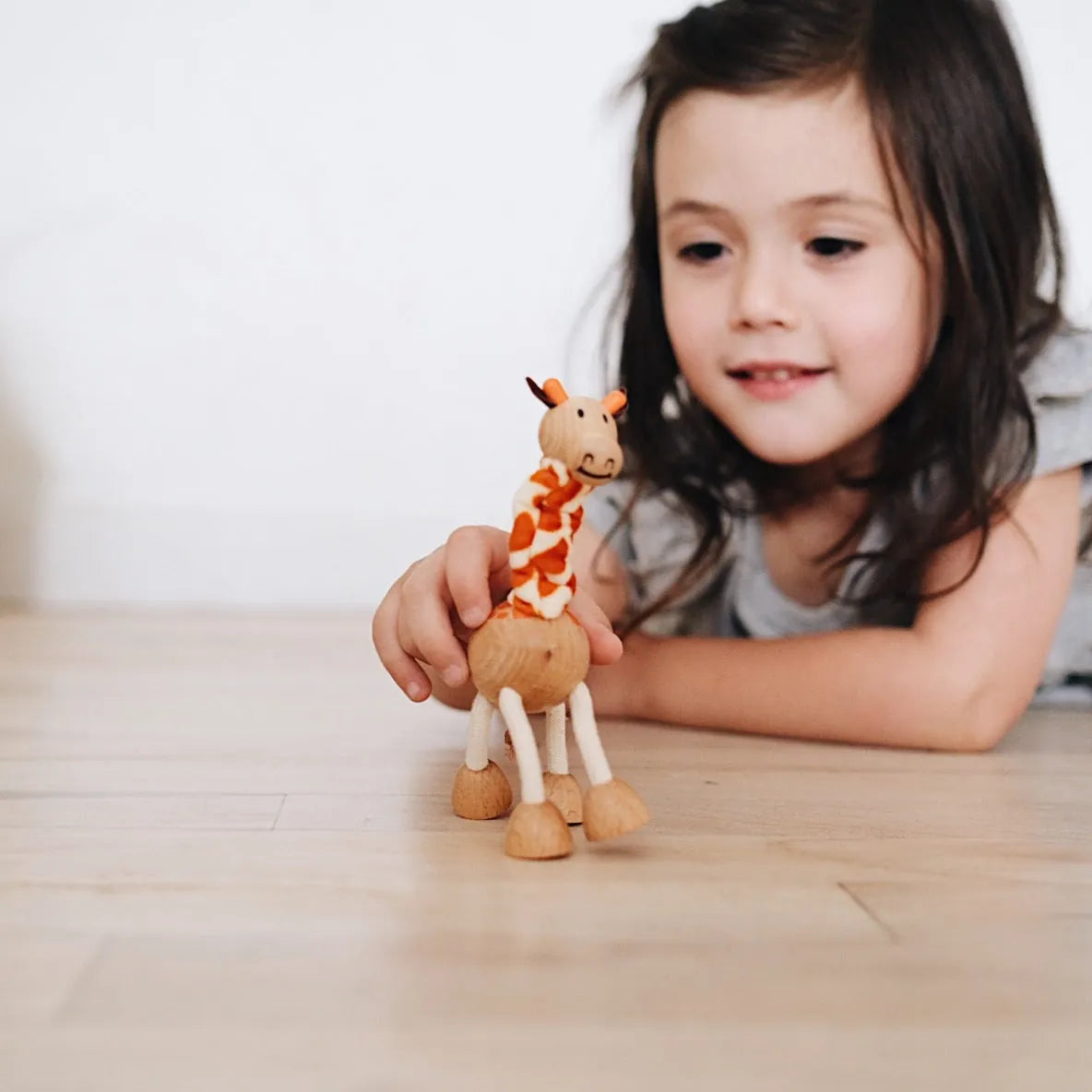 Giraffe Wooden Toy anamalz Lil Tulips