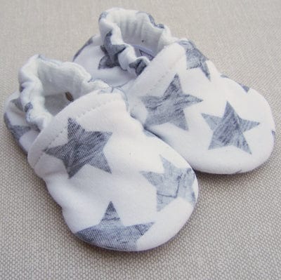 Grey Stars Organic Slippers 0-3 Months Snow + Arrow Baby & Toddler Lil Tulips