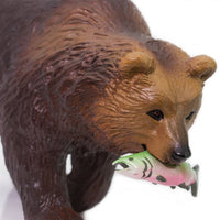 Grizzly Bear with Fish Safari Ltd Lil Tulips