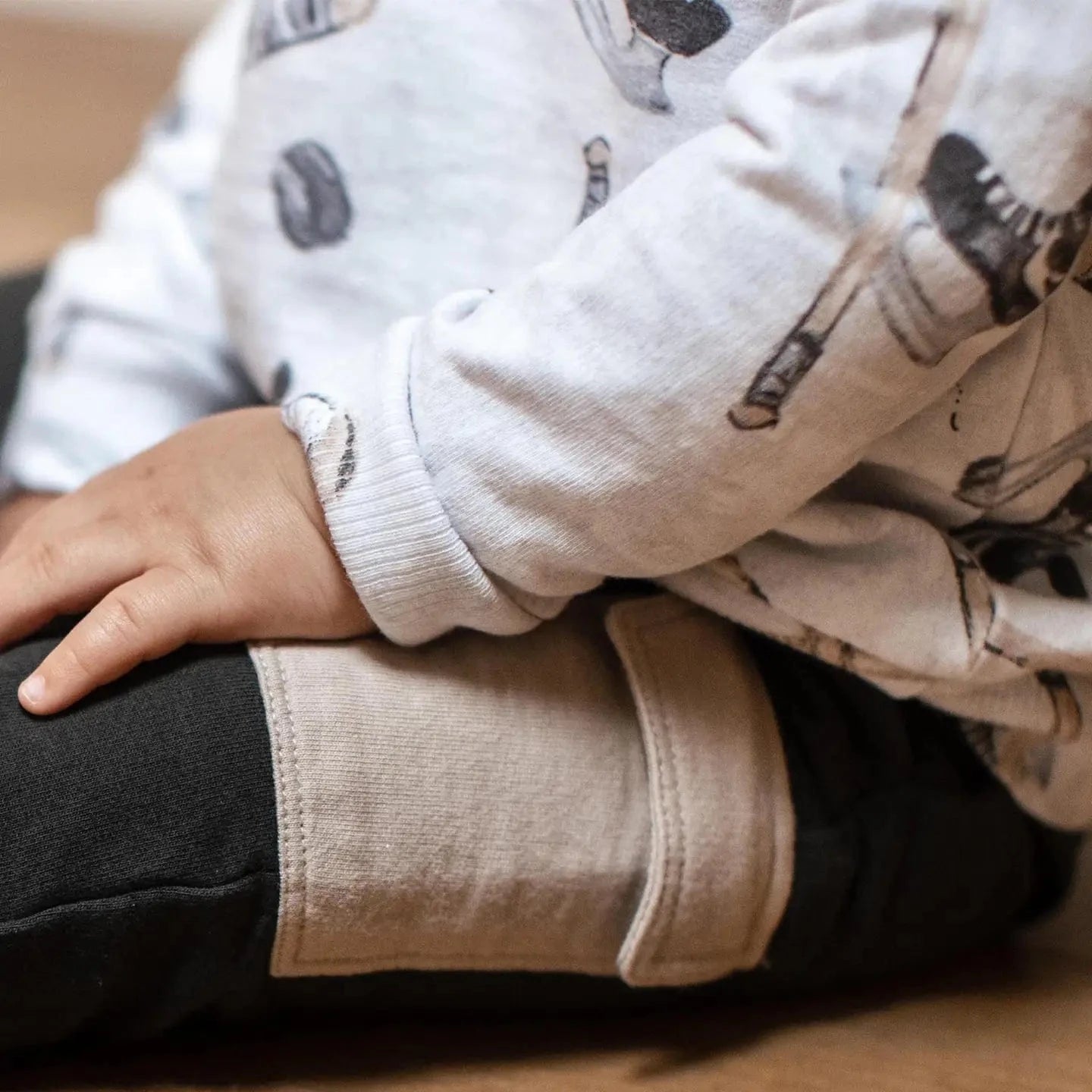 Hockey Season Sweatshirt & Pants Organic Cotton Set Burt's Bees Baby Lil Tulips