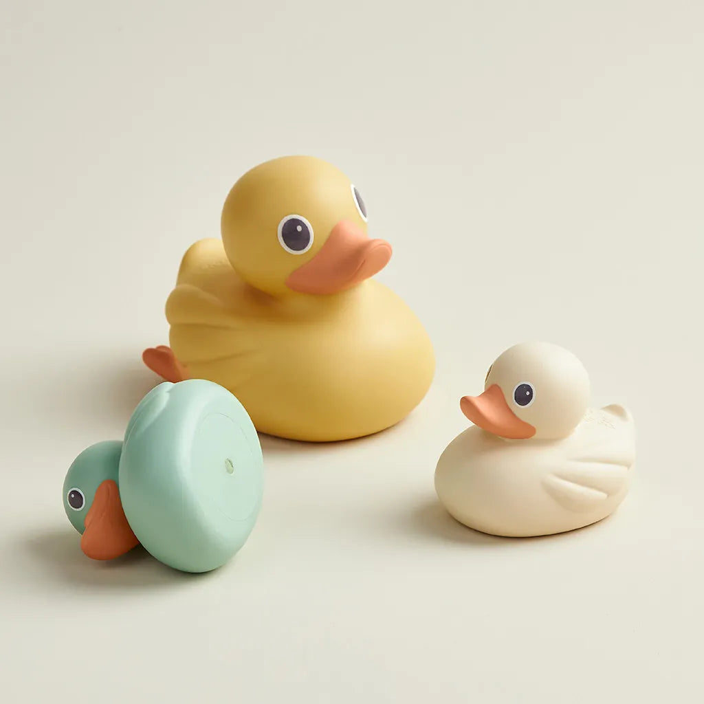 Itzy Ducky Family™ Itzy Ritzy Lil Tulips