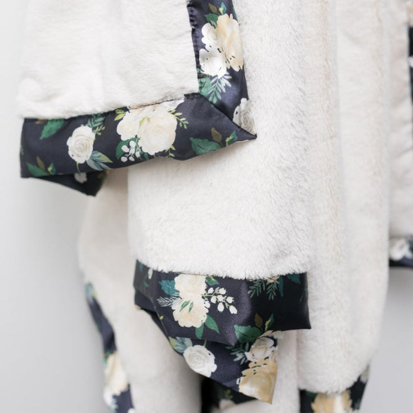 Ivory Lush Rose Blossoms Satin Border Blanket Saranoni Lil Tulips