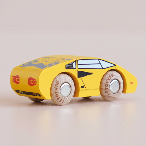 Lando Wooden Vehicle (GT80) Le Toy Van Lil Tulips