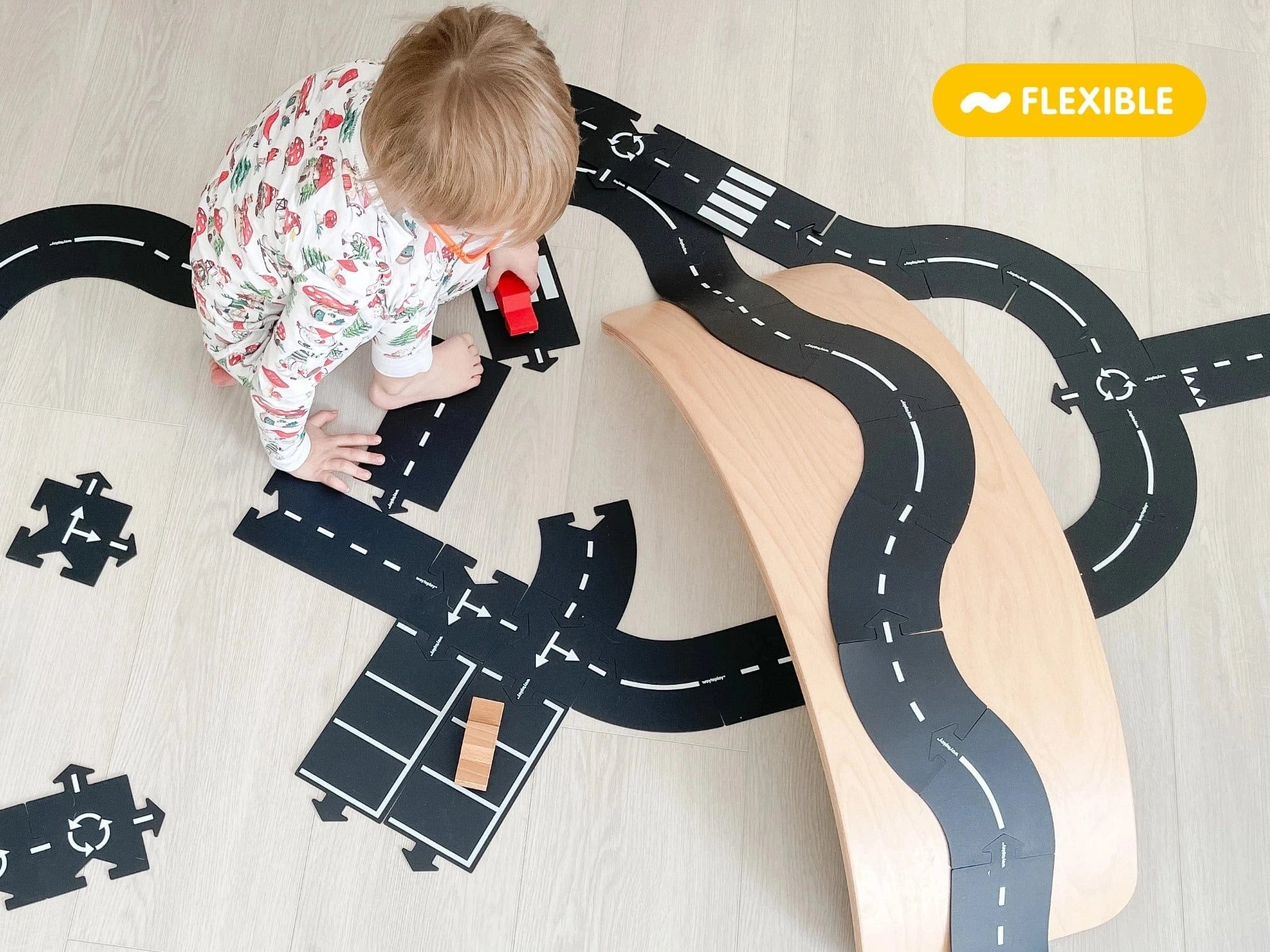 Large Flexible Toy Road Set - Highway waytoplay Lil Tulips