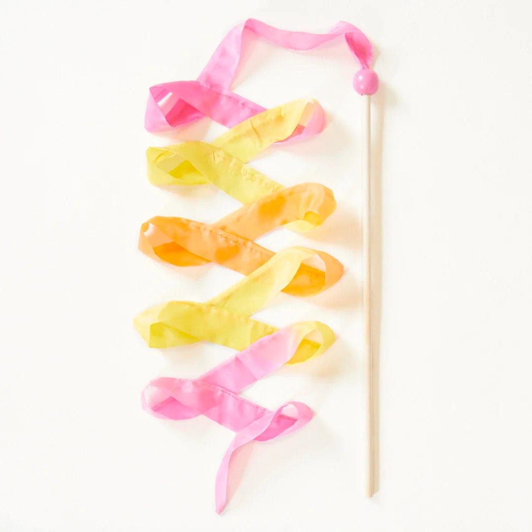 Large Hummingbird Pink Streamer Sarah's Silks Lil Tulips