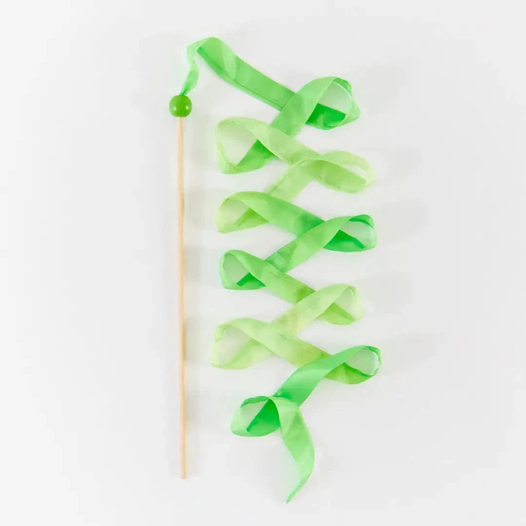 Large Willow in the Wind Streamer Sarah's Silks Lil Tulips
