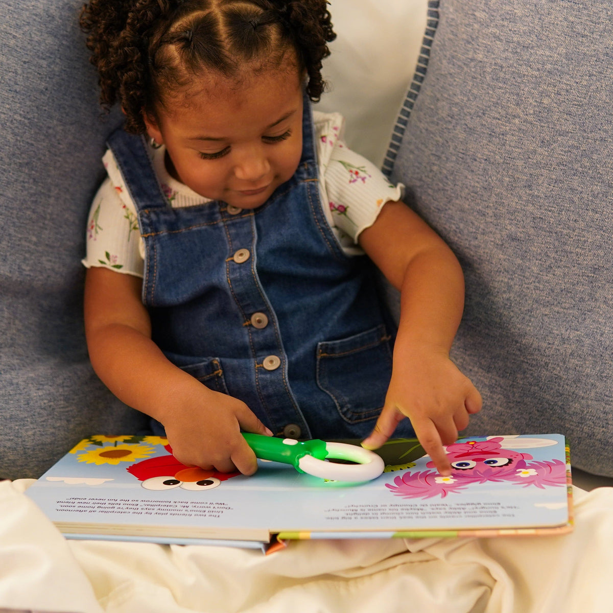 Light-Up Library™ - Abby’s Garden Sounds Glo Pals Lil Tulips