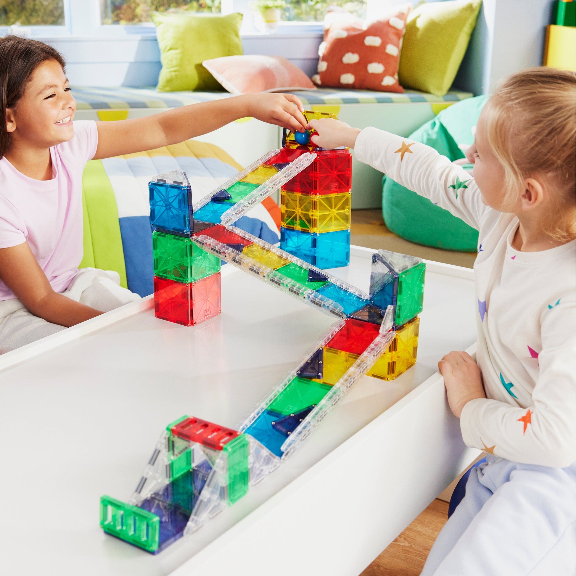 MAGNA-TILES® Rail  Racers Deluxe Magna-Tiles Lil Tulips
