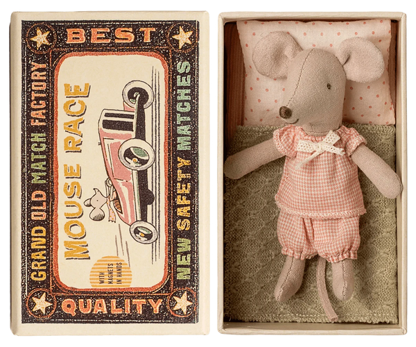 NEW Little Sister Mouse in Matchbox Maileg Lil Tulips