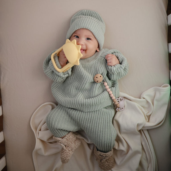 No-Drop Sun Sensory Teether Mushie Lil Tulips