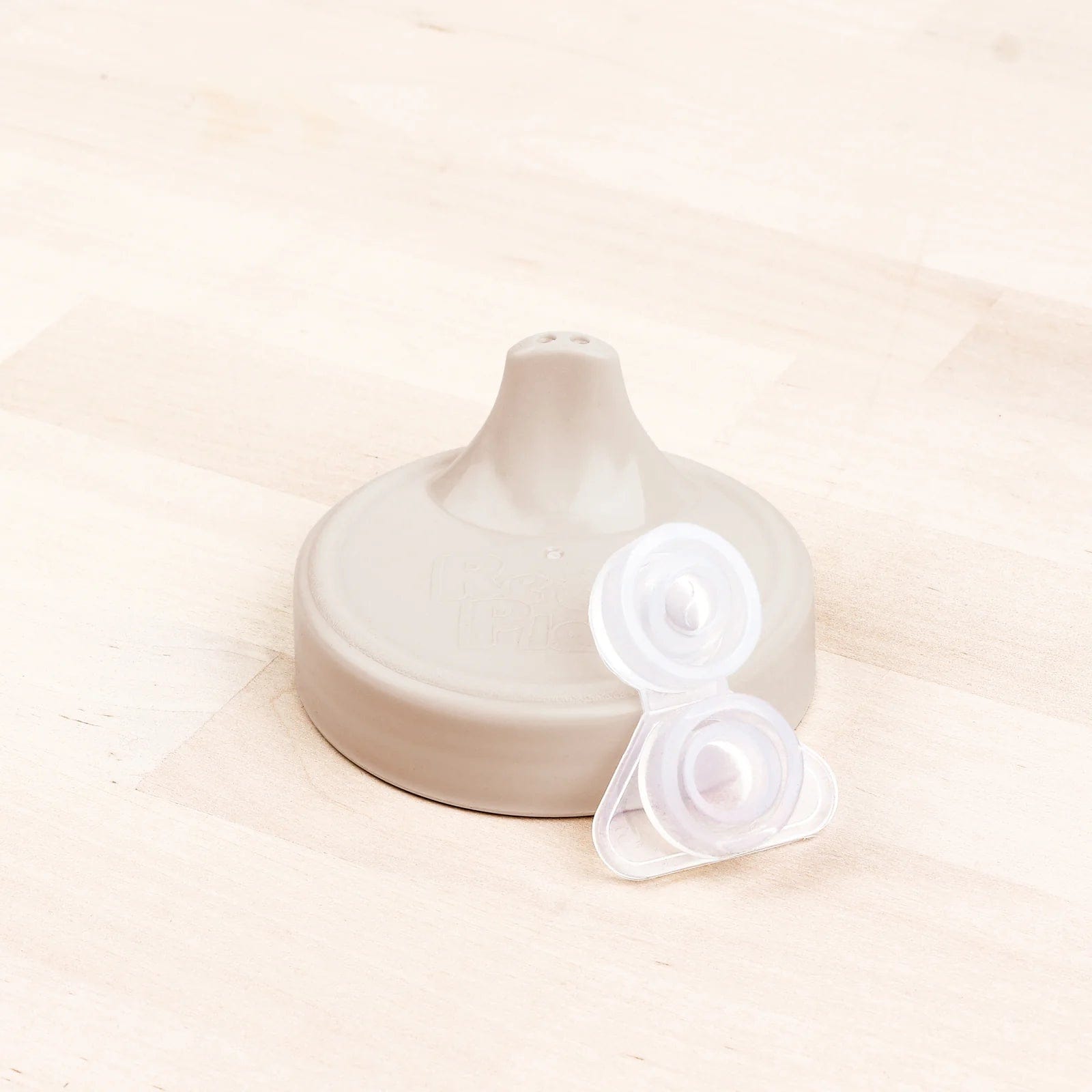 No-Spill Sippy Cup Lid + Valve Sand RePlay Lil Tulips