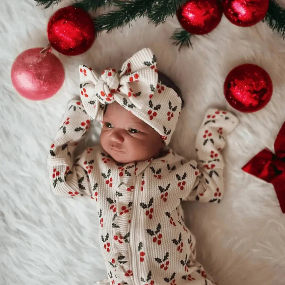 Organic Waffle Ruffle Zip Footie - Holly SpearmintLOVE Lil Tulips