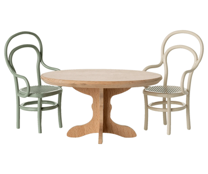 Oval dining table, Mouse - Nature Maileg Lil Tulips