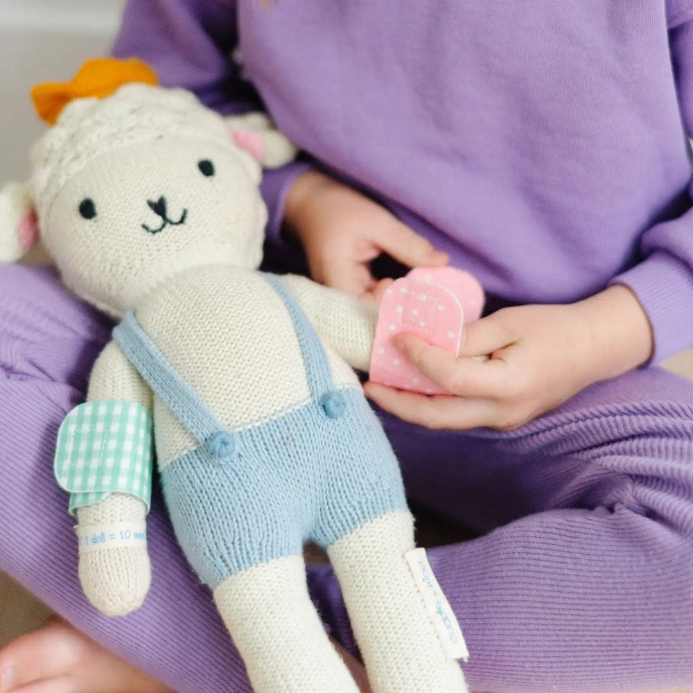 Pretend Play Bandages & Bandaid Tin Magicplaybook Lil Tulips