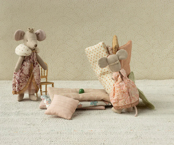 Princess and the pea, Big sister mouse Maileg Lil Tulips