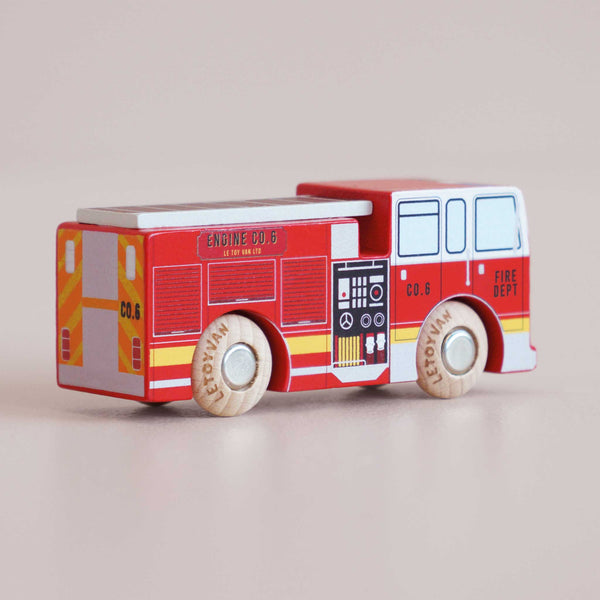 Quinn Wooden Vehicle (GT270) Le Toy Van Lil Tulips