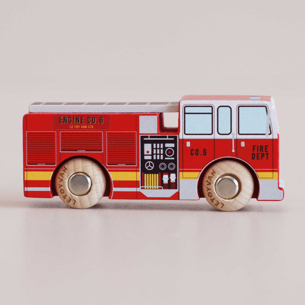 Quinn Wooden Vehicle (GT270) Le Toy Van Lil Tulips