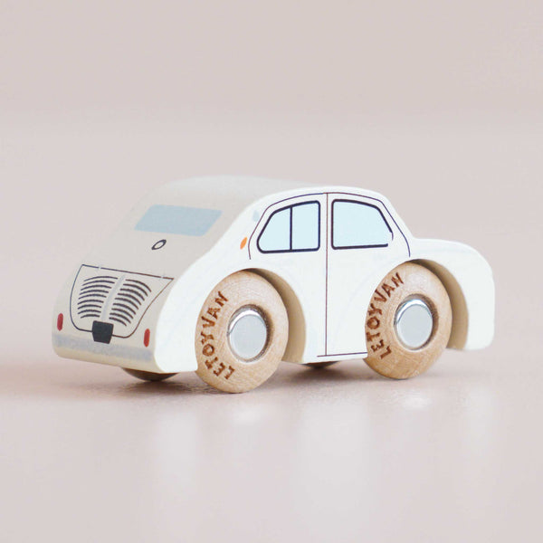 Rene Wooden Vehicle (GT110) Le Toy Van Lil Tulips