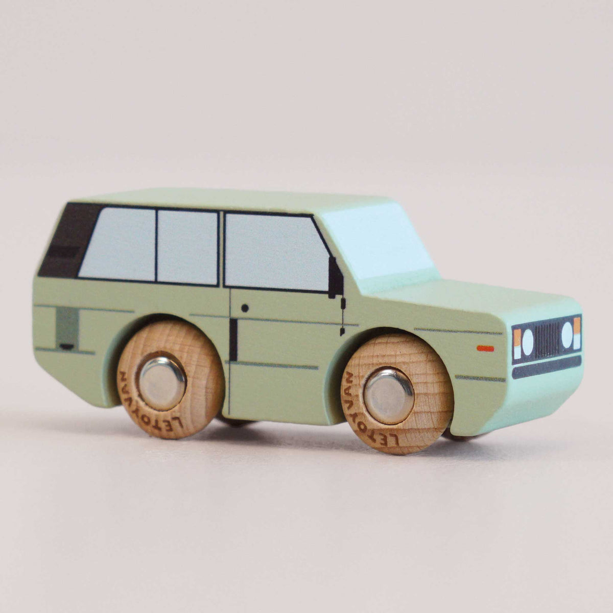 Rory Wooden Vehicle (GT155) Le Toy Van Lil Tulips