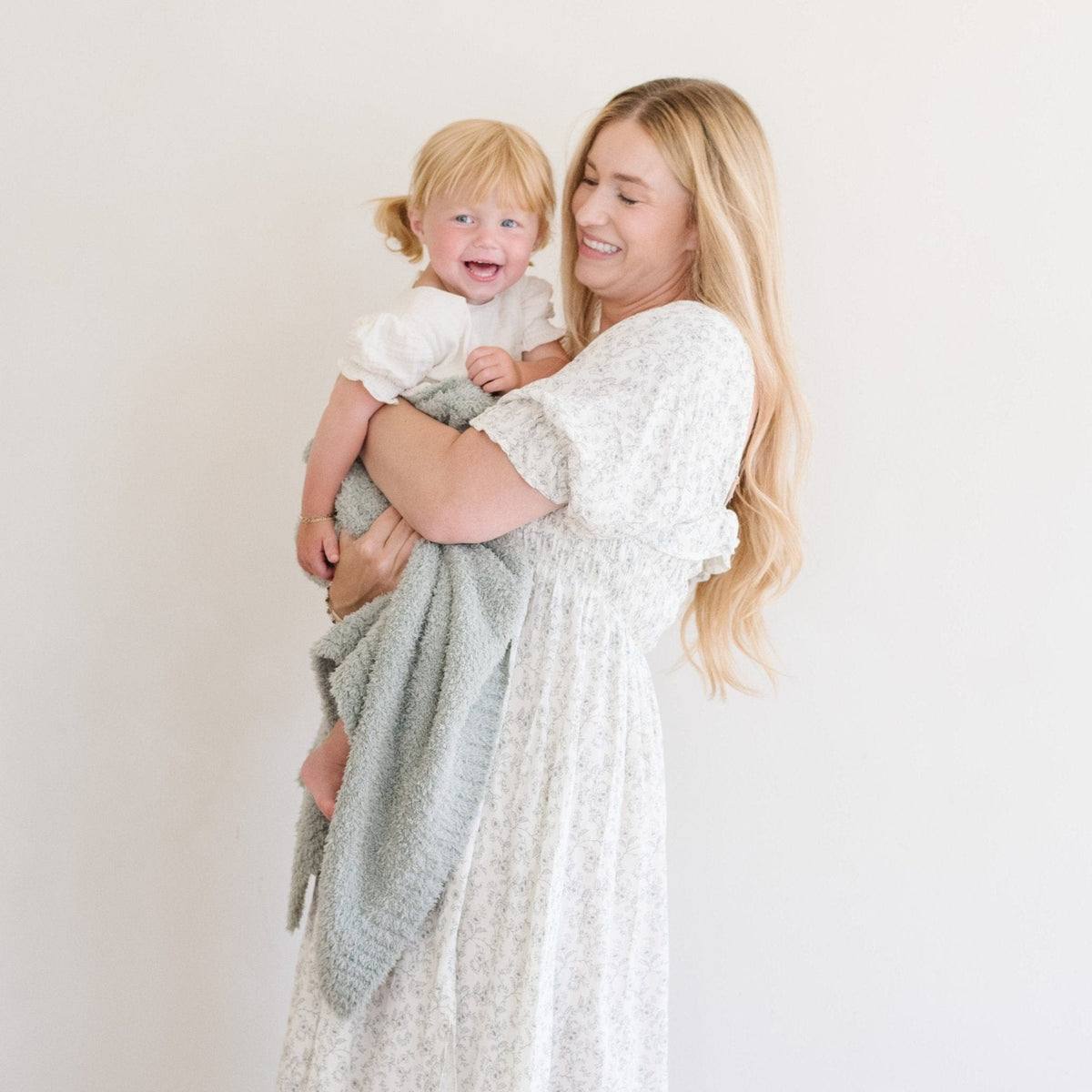 Sage Bamboni Receiving Blanket Saranoni Lil Tulips
