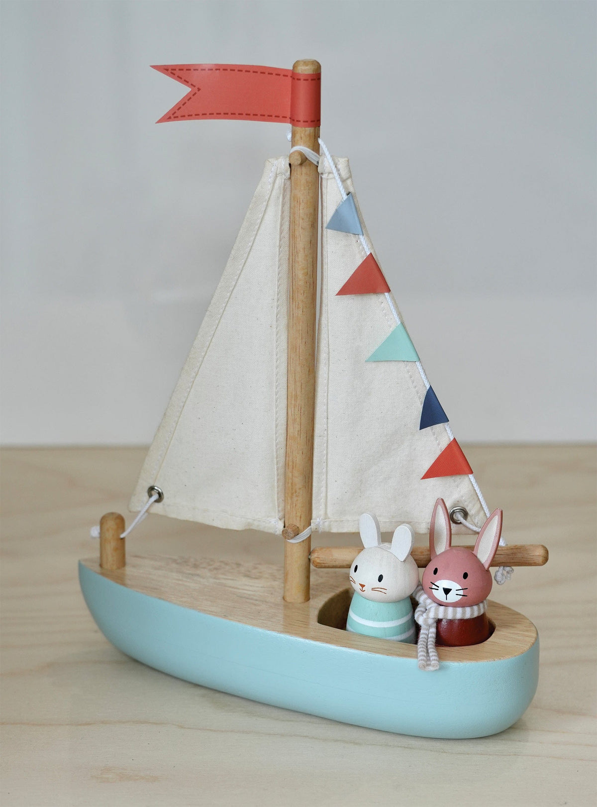 Sailaway Boat Tender Leaf Lil Tulips