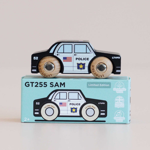 Sam Wooden Vehicle (GT255) Le Toy Van Lil Tulips