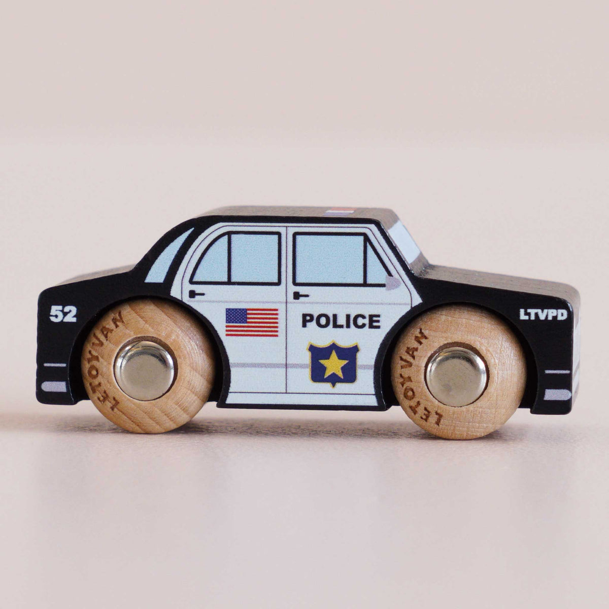 Sam Wooden Vehicle (GT255) Le Toy Van Lil Tulips