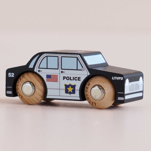 Sam Wooden Vehicle (GT255) Le Toy Van Lil Tulips