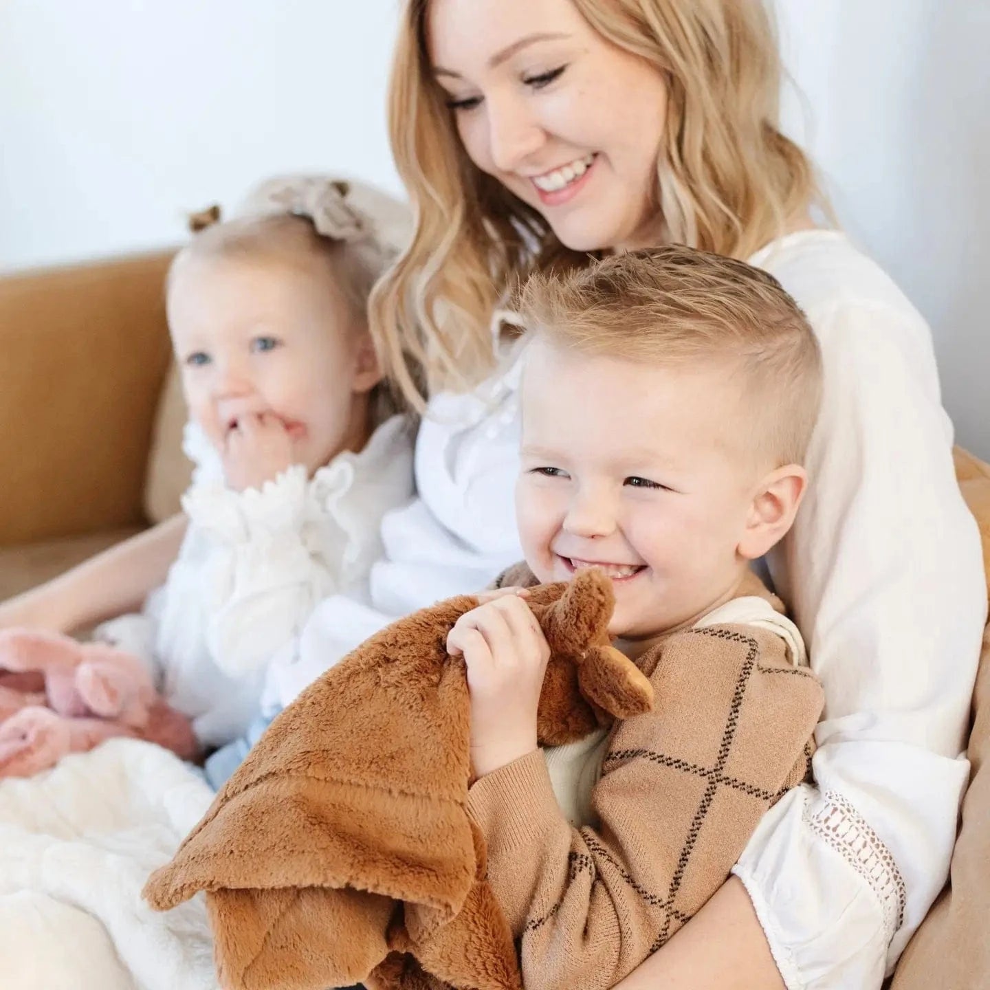 Saranoni Stuffed Animal Lovey - Puppy Saranoni Lil Tulips