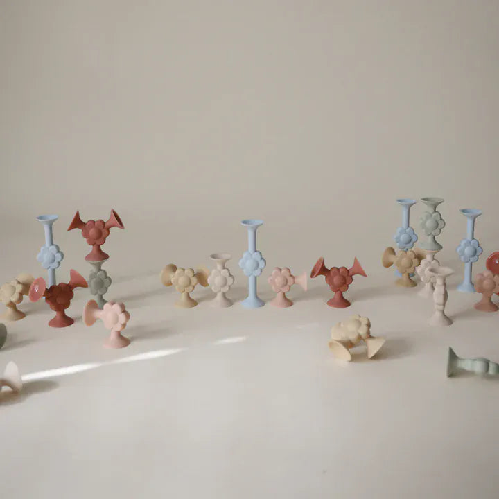 Silicone Suction Builders (Daisy) Mushie Lil Tulips