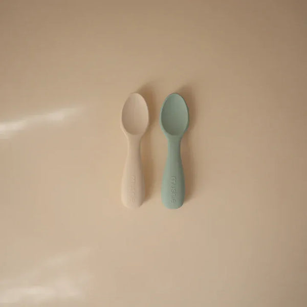 Silicone Toddler Starter Spoons Cambridge Blue/Shifting Sand 2-Pack Mushie Lil Tulips