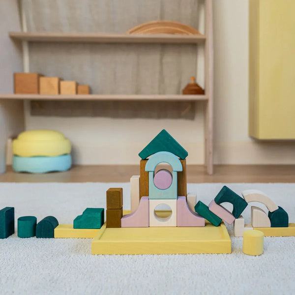 Small Building Set Movement Grimm's Lil Tulips