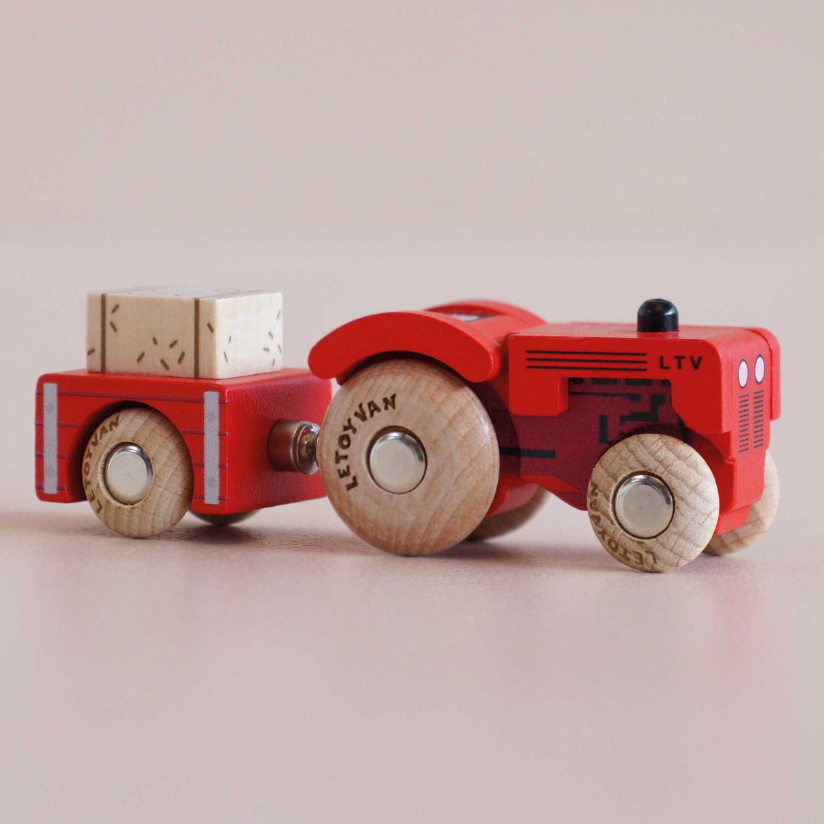 Tilly Wooden Vehicle (GT190) Le Toy Van Lil Tulips